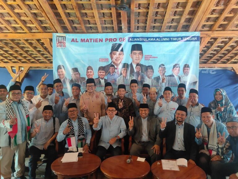 Almatien Pro 08 dan Keluarga Minang di Bogor Deklarasi Dukung Prabowo-Gibran